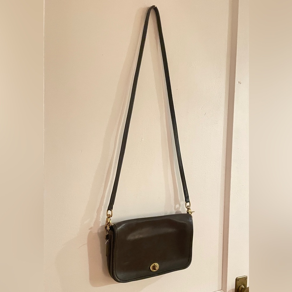 COACH cross body bag “pocket purse”.